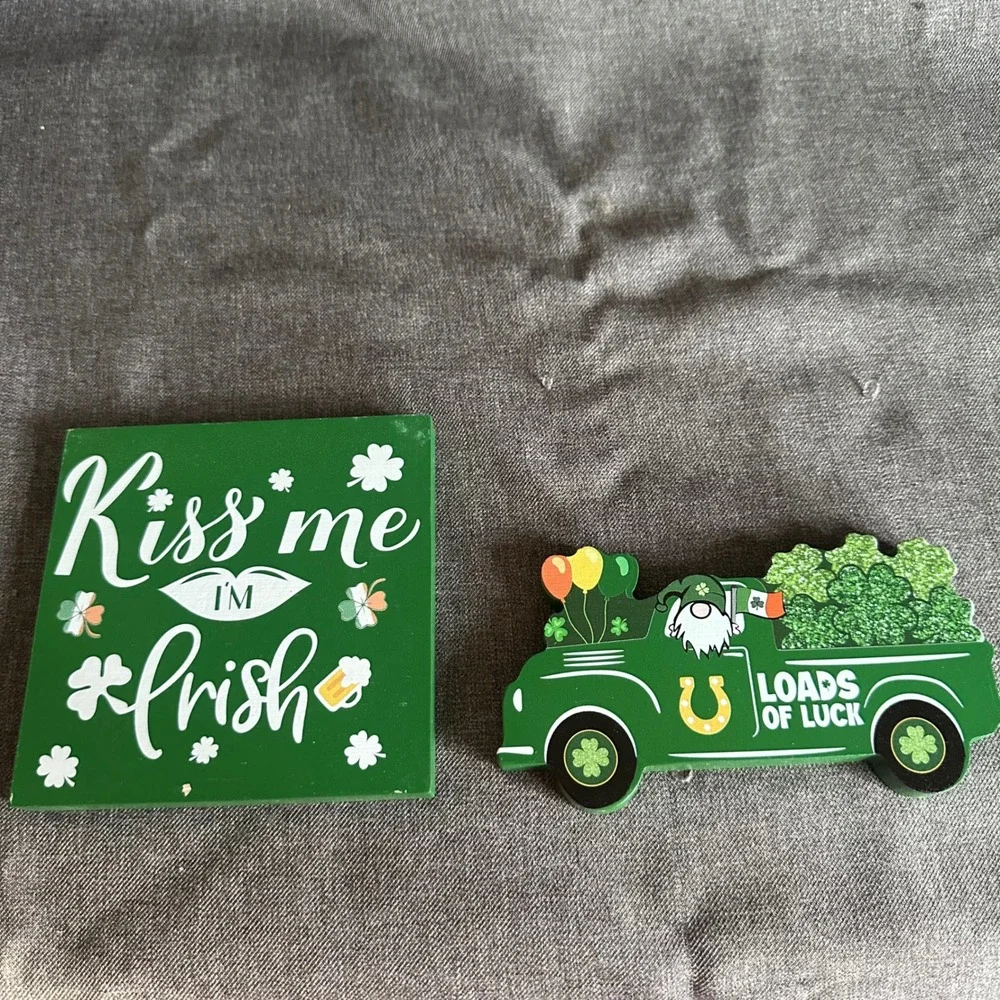 St Patricks Day Signs Green Wood Blocks Gnome Truck Decor‎